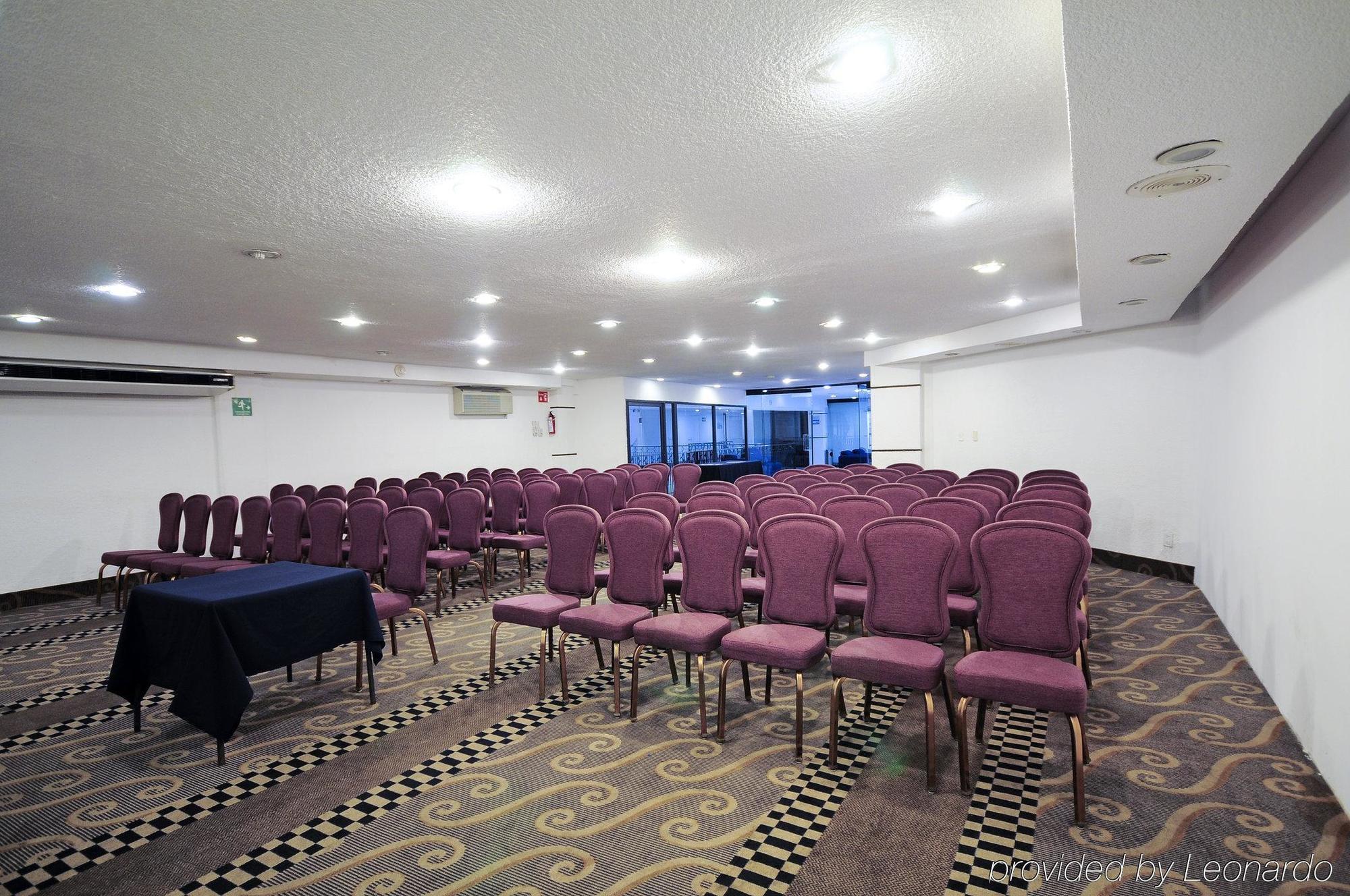 Holiday Inn Express Toluca By Ihg Exterior foto